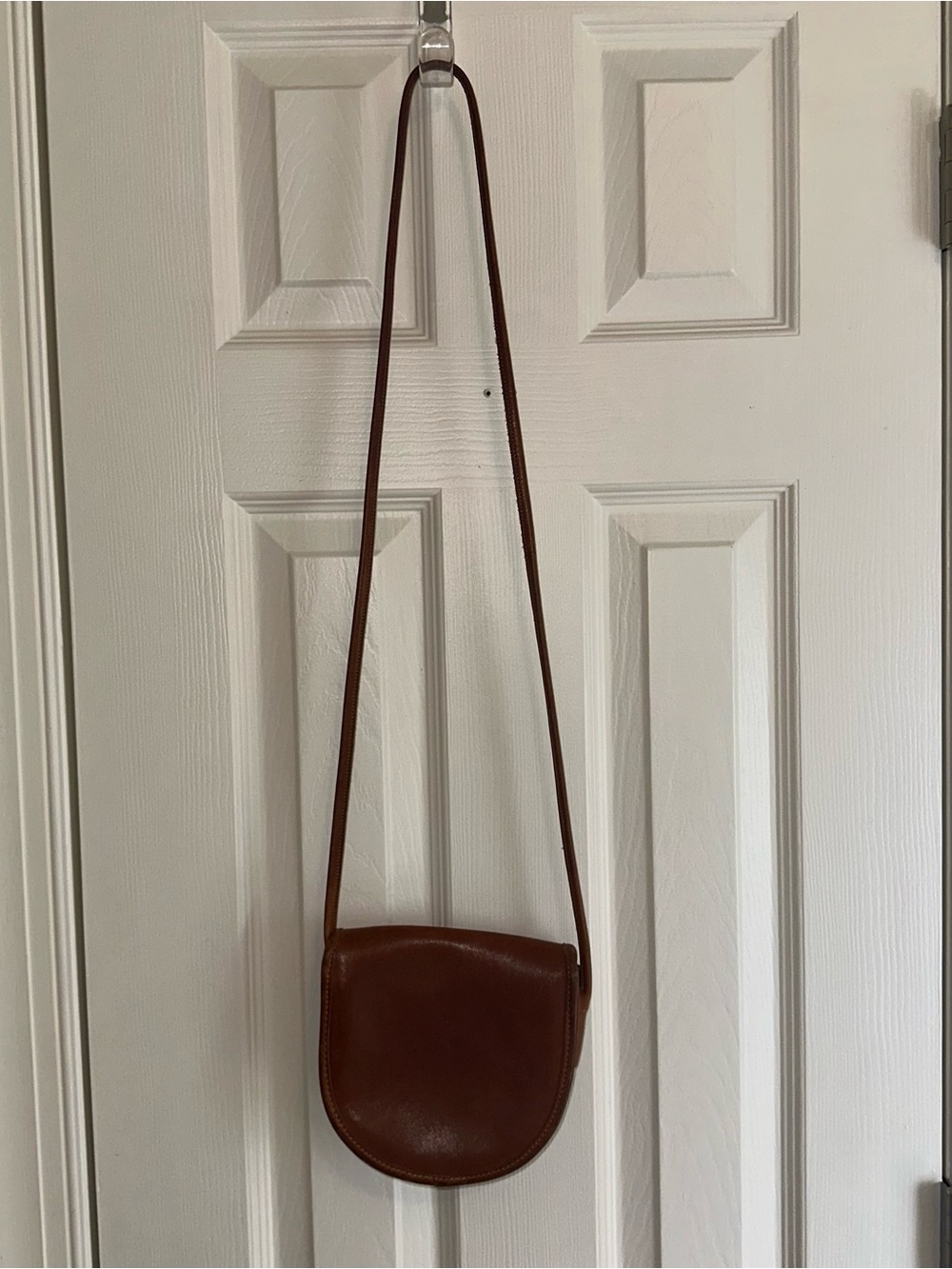 Vintage Coach Half Moon Crossbody Purse - Picture 4 of 6